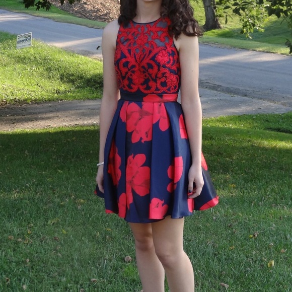 Prom Girl Homecoming/formal dress - Picture 2 of 7